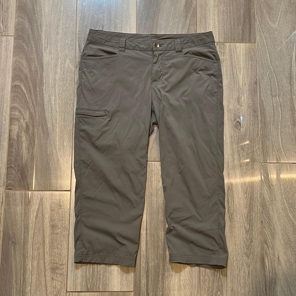 Eddie Bauer Capri Pants
